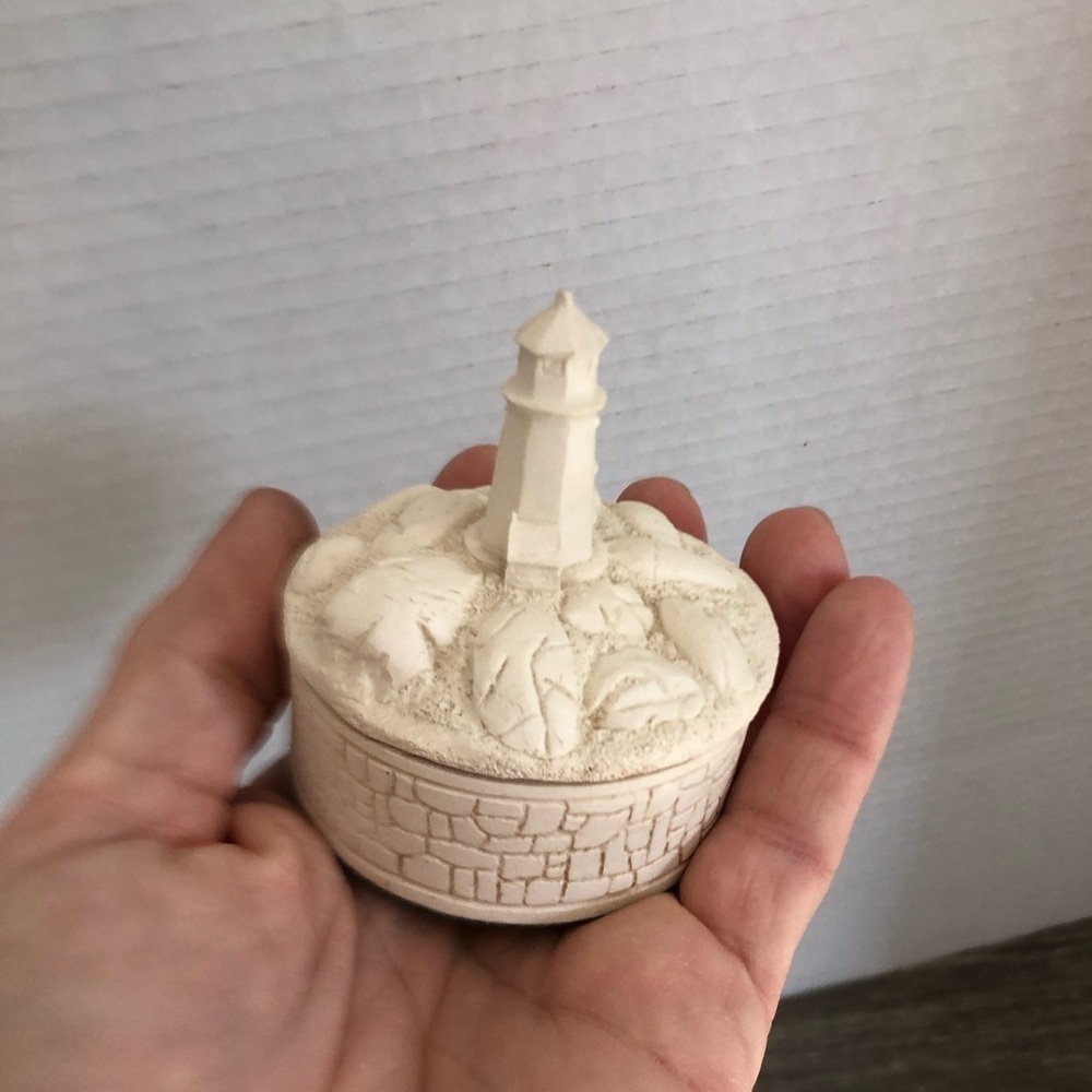 Lighthouse Trinket Box - Picture 9 of 11